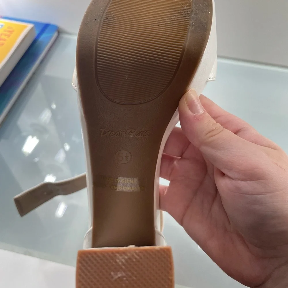 Women’s 6in white high heels - Picture 5 of 5